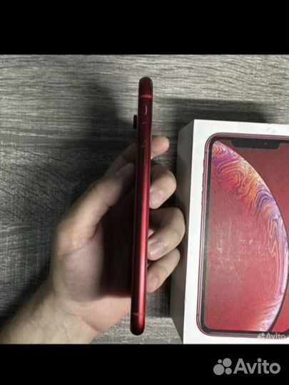 iPhone Xr, 64 ГБ