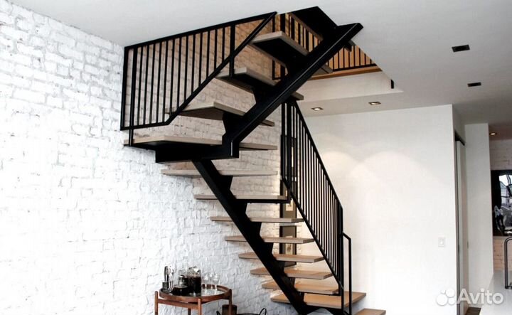 Обшивка ступеней Дубом