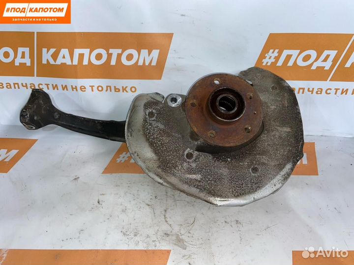 Кулак передний левый Audi A4 B8/8K 2010