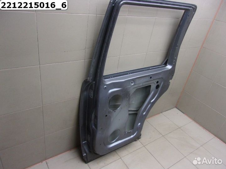 Дверь задняя правая Land Rover Discovery 3/4