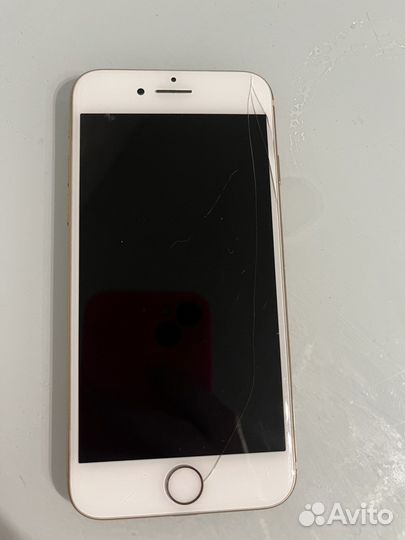 Телефон iPhone 8 64 gb