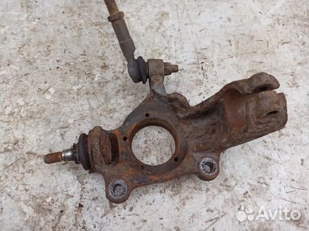 Кулак передний левый Форд