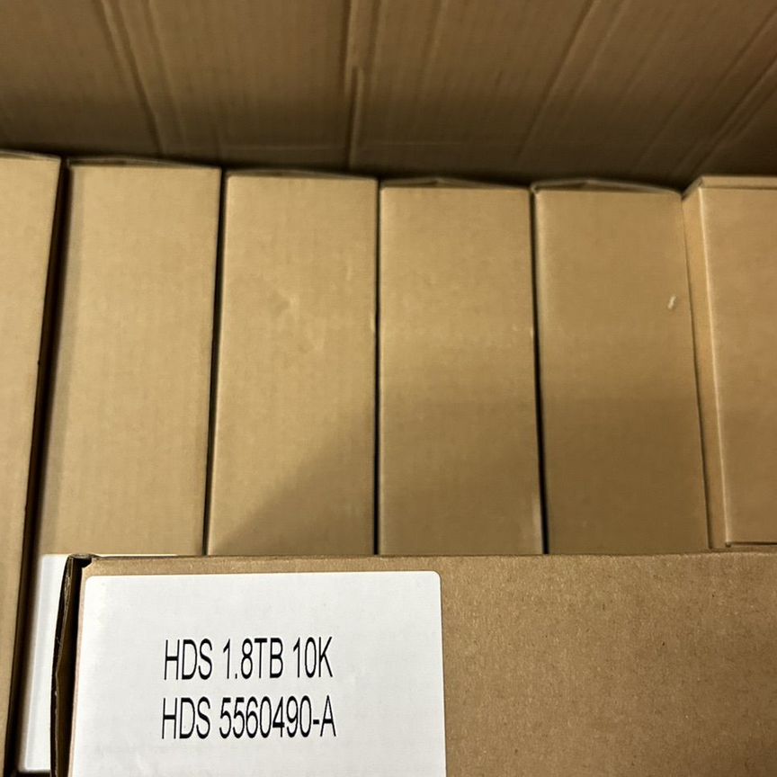 [DKR5G] Жесткий Диск Hitachi 1.8tb 2.5 Sas 5560490-A