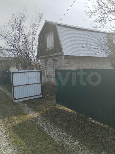 Дача 40 м² на участке 10 сот.
