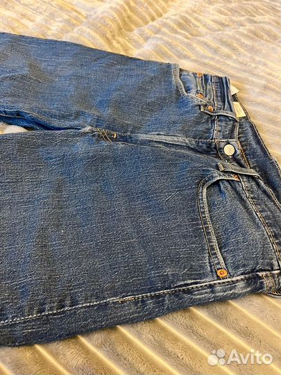 Джинсы Levi's