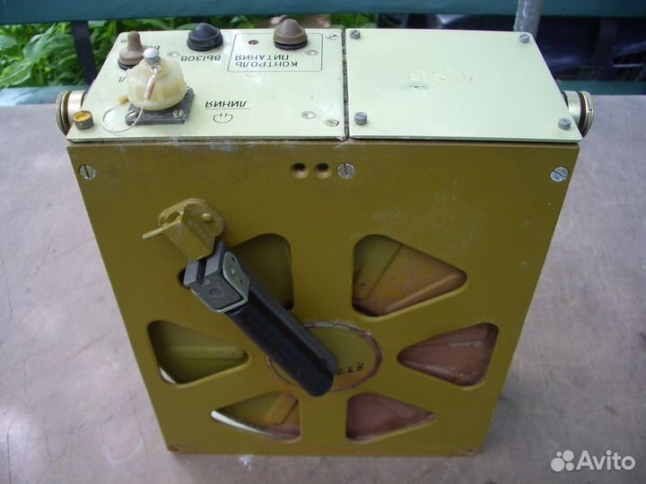 Переговорное устройство с катушкой кабеля П-274