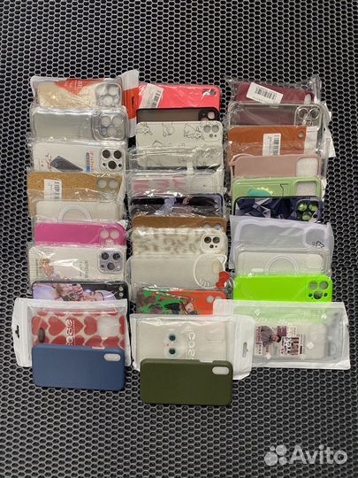 Чехлы на телефон