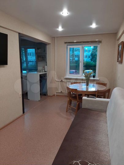 3-к. квартира, 60 м², 1/5 эт.