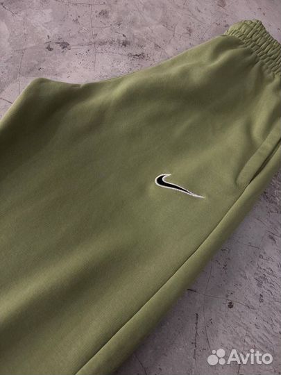 Спортивный костюм Nike мужской без флиса