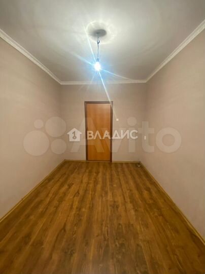 2-к. квартира, 53 м², 1/5 эт.