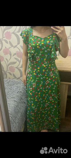 Продаю платья