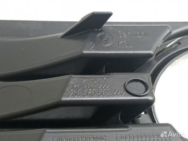 Накладка противотуманной фары передняя правая