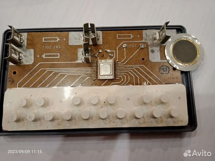 Элнктромузыкальная игрушка сверчок СССР