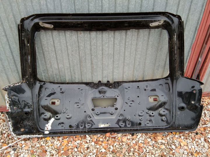 Крышка багажника Ауди Q7