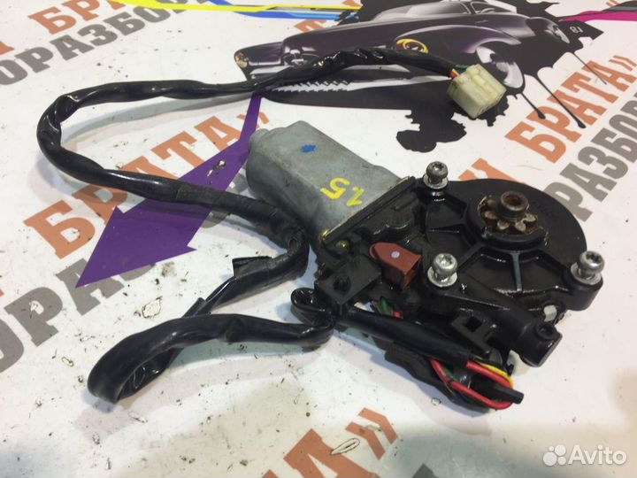 Рено Моторчик стеклоподъемника задний правый Прав