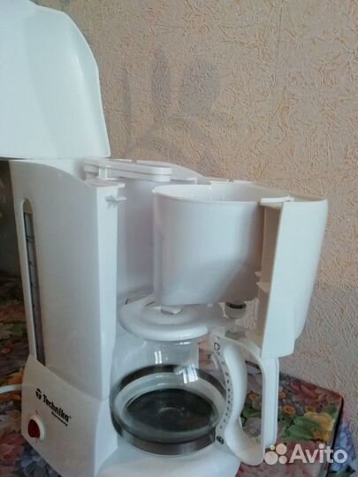 Чайник электрический и кофеварка