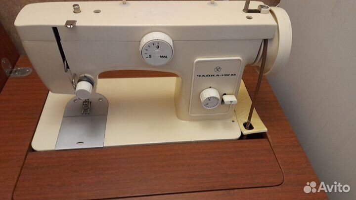 Супер швейная в тумбочке времен СССР