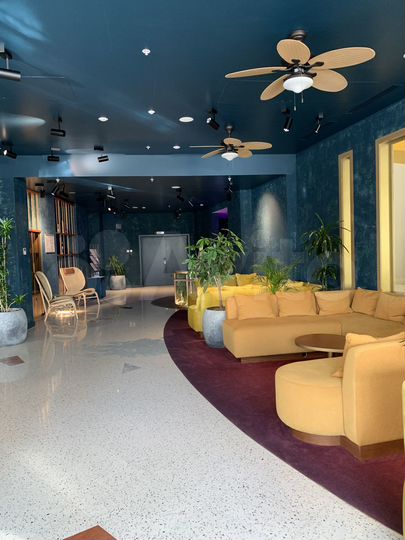 2-к. апартаменты, 69,2 м², 10/10 эт.