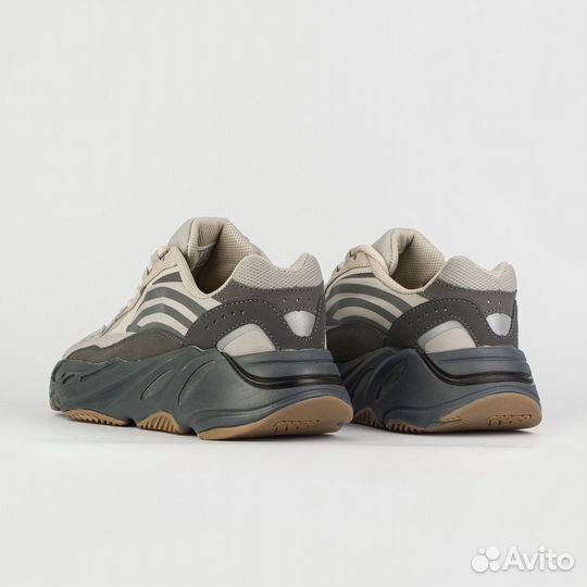 Кроссовки Adidas Yeezy Boost 700 v2 Tephra