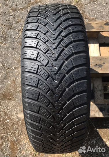 Falken Eurowinter HS01 SUV 215/65 R16 98H
