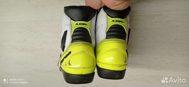 Мотоботы forma axel 45 р