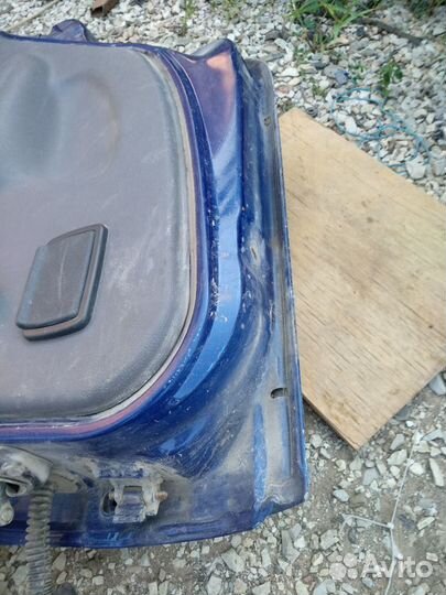Дверь Renault Symbol 1998-2008 правая задняя