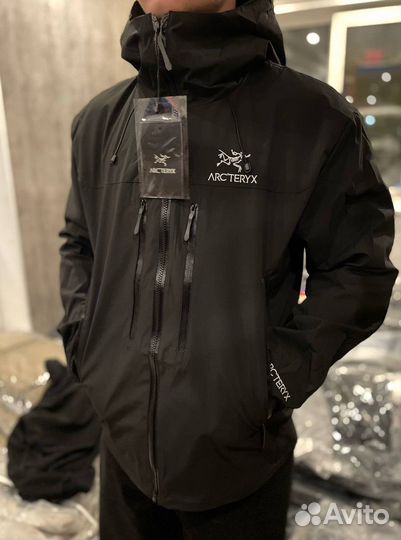 Ветровка Arcteryx