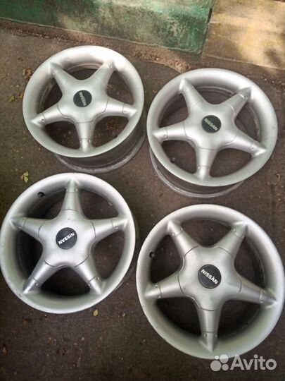 Диски R15 Nissan