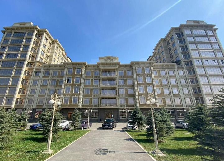 3-к. квартира, 147 м², 9/9 эт.