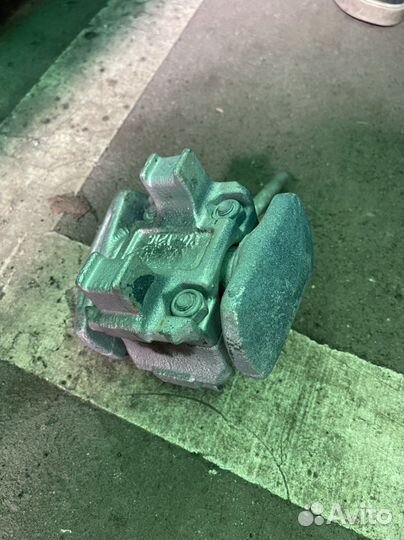 Твистлок для контейнеров