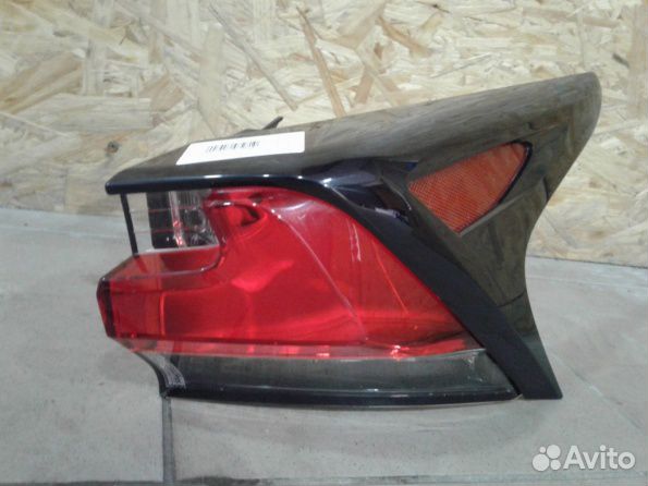 Фонарь правый Lexus NX (2014-2019)