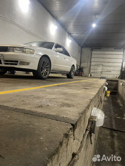 Фара Toyota Chaser GX90