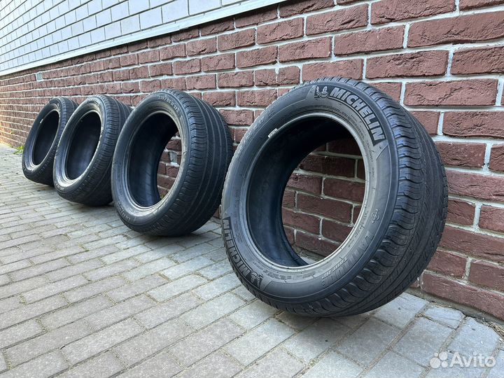 Michelin Latitude Tour HP 235/55 R17 99V