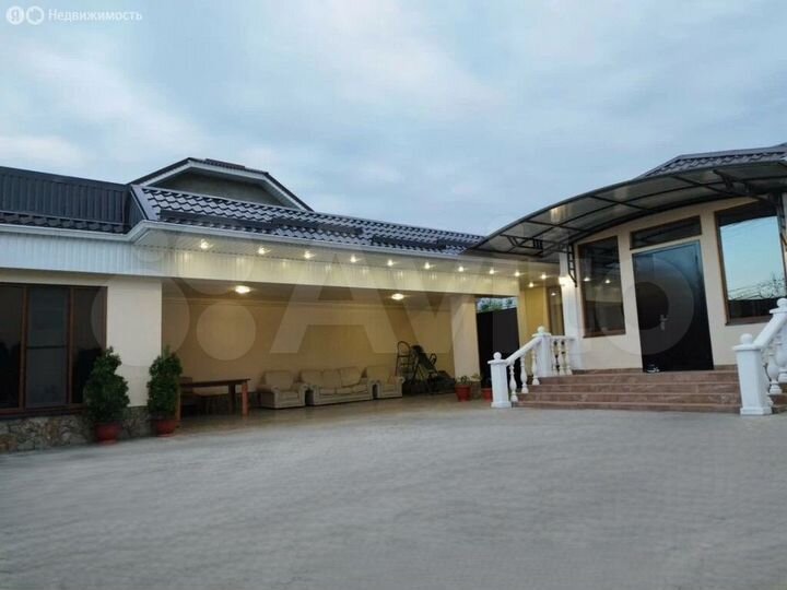 Дом 188 м² на участке 14 сот.