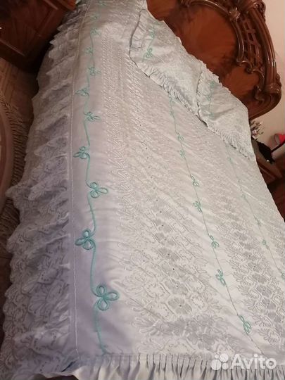 Покрывало на двухспальную кровать