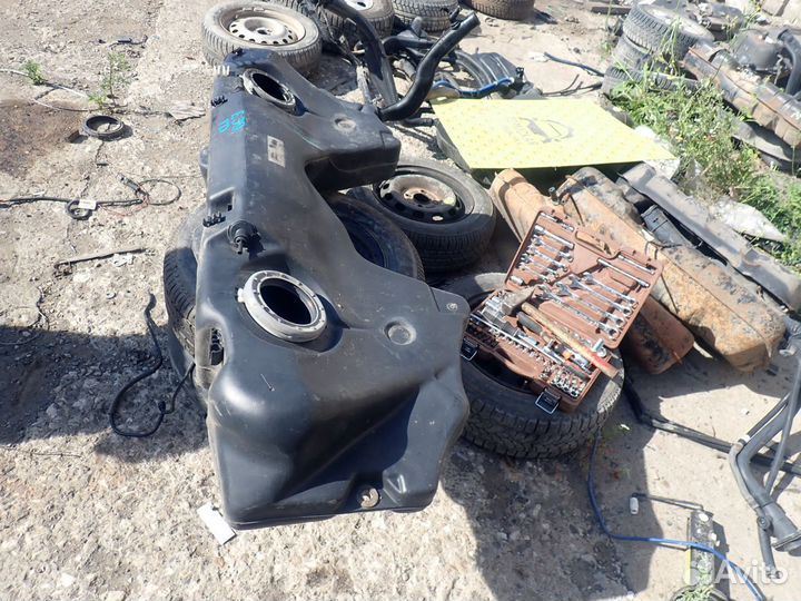 Бак топливный для BMW 5-серия E39 1995-2003