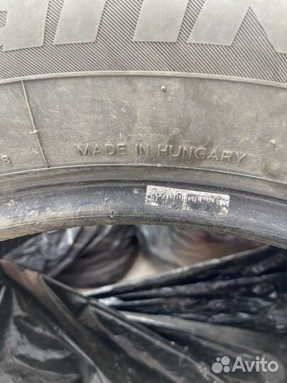 Hankook Dynamic RA03 225/60 R17