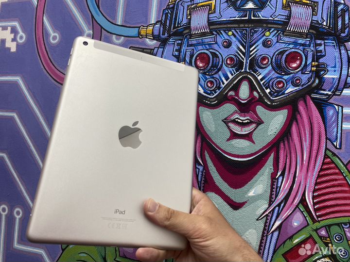 Apple iPad 6 2018 32gb wifi+sim отличный