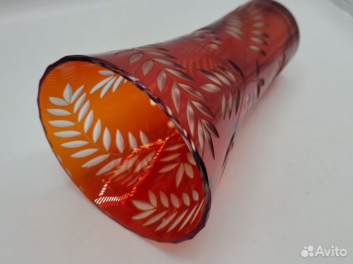 Ваза для цветов цветное рубиновое стекло Рябинка