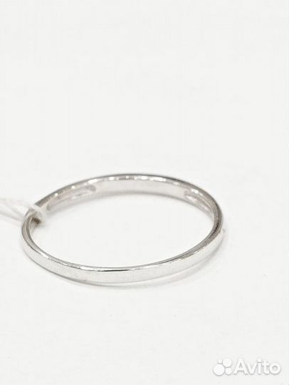 Кольцо с природным камнем Золото