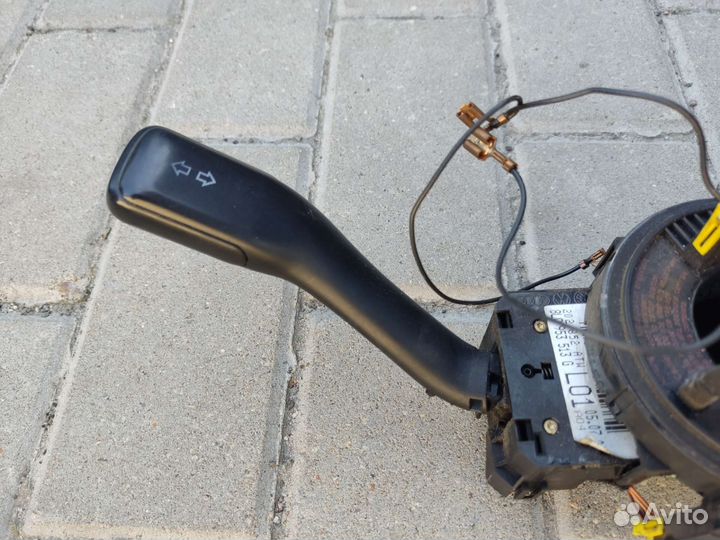 Подрулевой переключатель в сборе Шкода Фабия 1