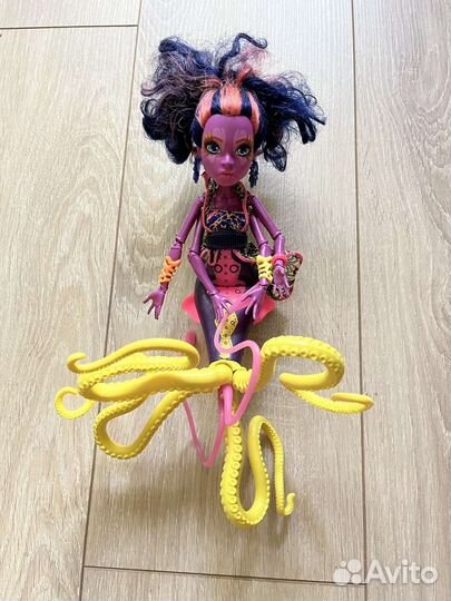 Кукла монстр хай
