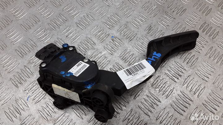 Педаль Kia Ceed 2008 32700-2H300