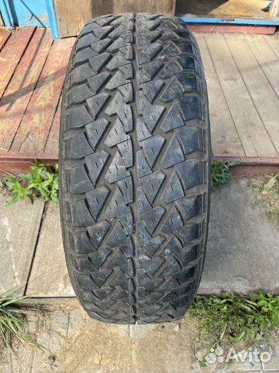 Goodyear Wrangler AT/R 235/60 R18