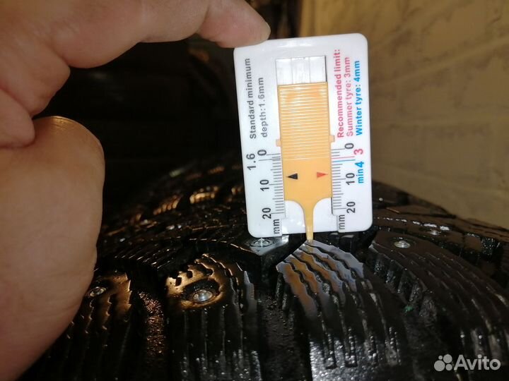 Nokian Tyres Hakkapeliitta 4 205/55 R16 94T