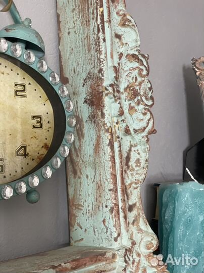 Часы в раме декор