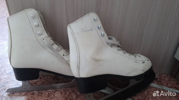 Коньки фигурные