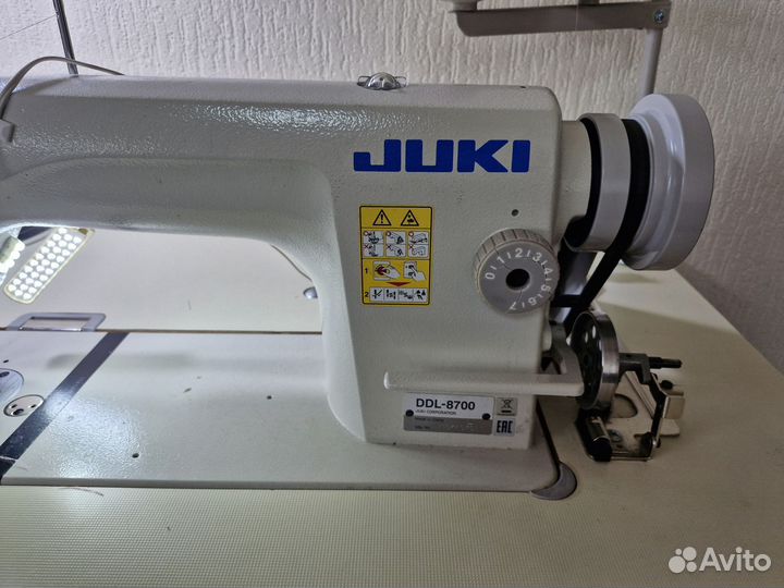 Промышленная прямострочная швейная машина juki