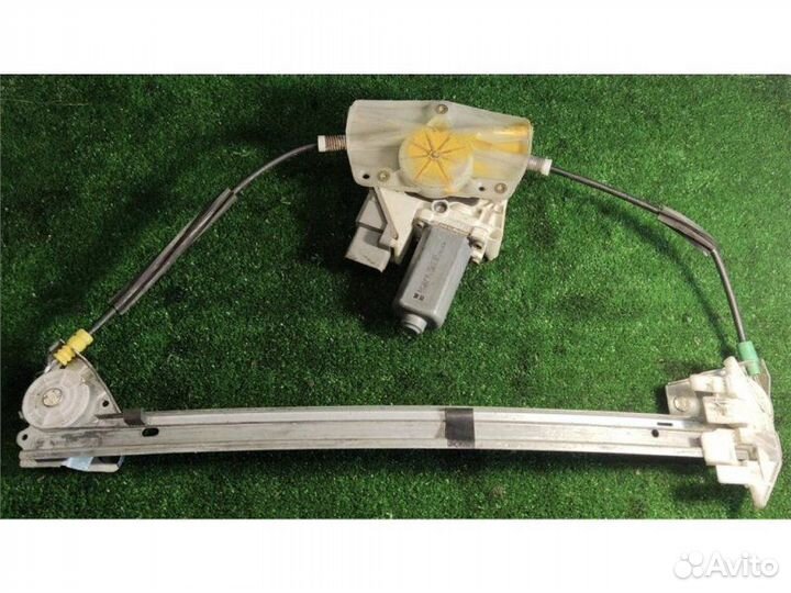 Стеклоподъемник передний правый Peugeot 406 2.0
