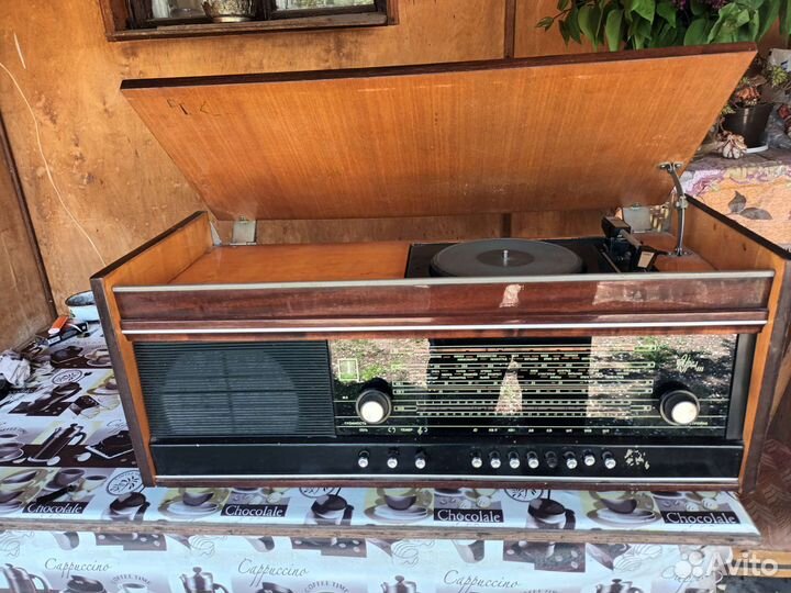 Приемник Радиола урал -111